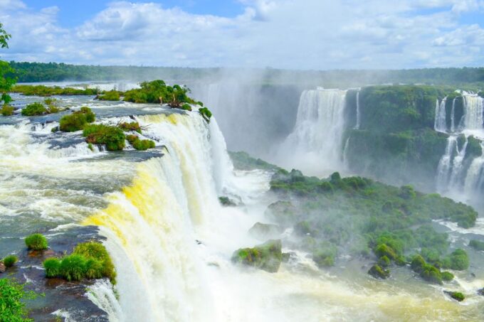 From Foz Do Iguaçu: Brazilian Side of the Falls With Ticket - Panoramic Views and Walkways