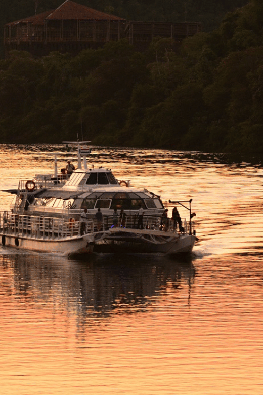 From Foz Do Iguaçu: Iguazu Cruise Expedition - Pickup and Transportation