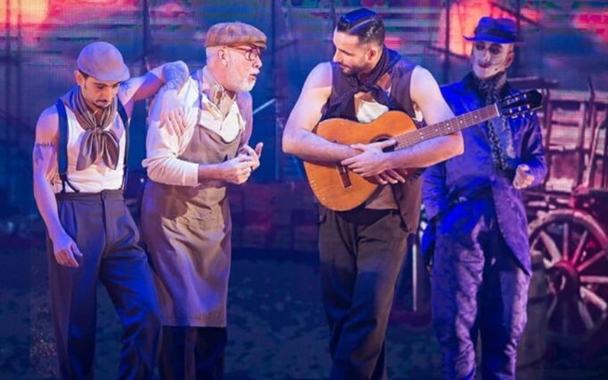 From Foz Do Iguaçu: Madero Tango With Dinner - Additional Taxes