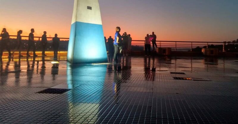From Foz Do Iguaçu: Puerto Iguazu Night Tour - Itinerary and Experience