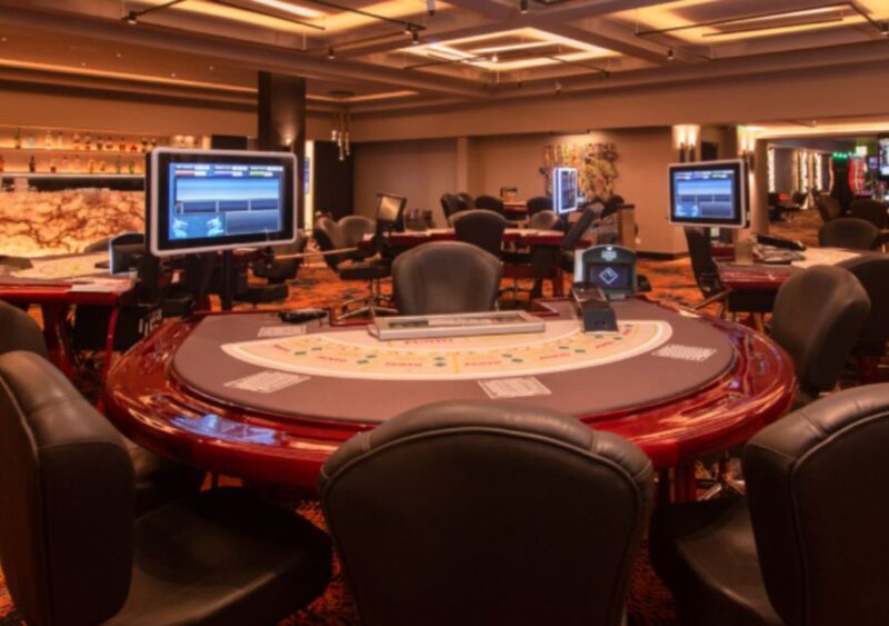 From Foz Do Iguaçu: Transfer to City Center Iguazu Casino - Key Points