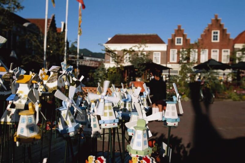 From Fukuoka: Private Day Trip to Huis Ten Bosch Theme Park - Savoring Dutch and International Cuisine