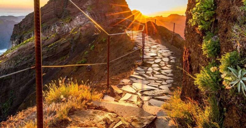 From Funchal: Pico Do Areiro and Pico Ruivo Hiking Tour - Highlights and Scenery