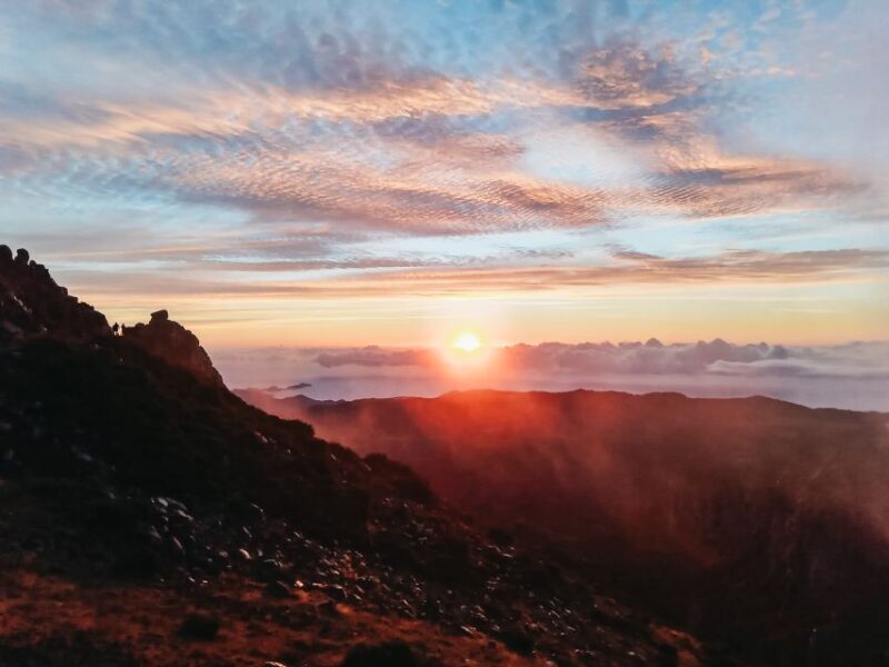 From Funchal: Sunrise at Pico Do Arieiro With Breakfast - Itinerary and Experience