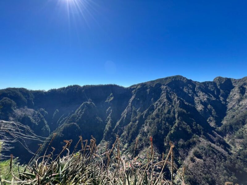 From Funchal: Transfer to Pico Do Arieiro / Pico Ruivo - Key Points