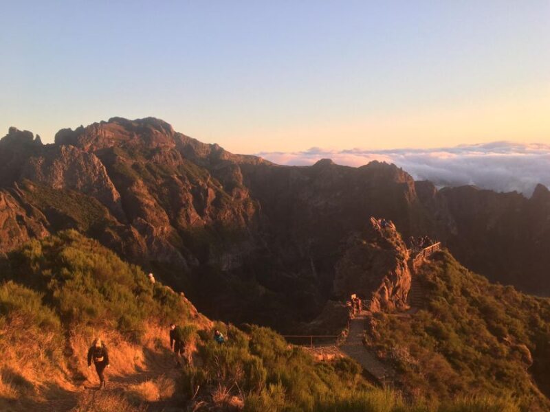 From Funchal: Transfer to Pico Do Arieiro & Pico Ruivo Trail - Important Considerations
