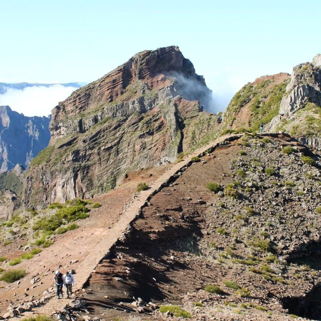 From Funchal: Transfer to Pico Do Arieiro & Pico Ruivo Trail - Trail Difficulty and Fitness Level