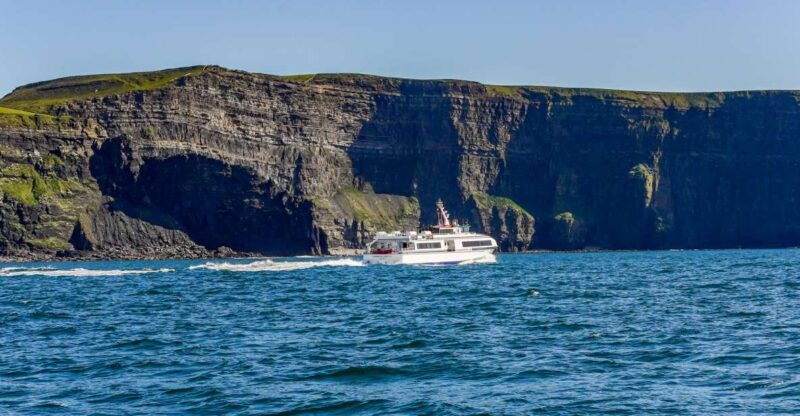 From Galway: Aran Islands & Cliffs of Moher Day Cruise - Exploration of Inis Mór