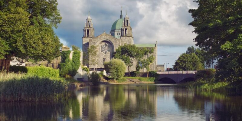 From Galway: Cliffs of Moher, Burren, and Galway City Tour - Itinerary Highlights