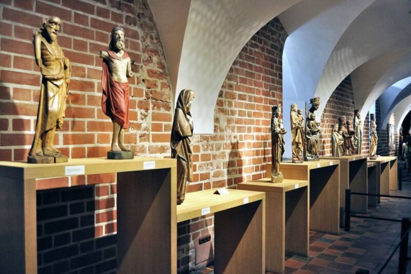 From Gdansk: Malbork Castle Trip With Ticket and Audio Guide - Visitor Experience and Activities