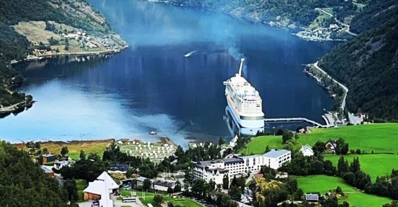 From Geiranger: Dalsnibba & Eagle Road Private Tour & Picnic - Included Services