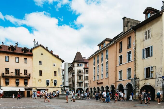 From Geneva: Annecy Half-Day Trip - Booking Details