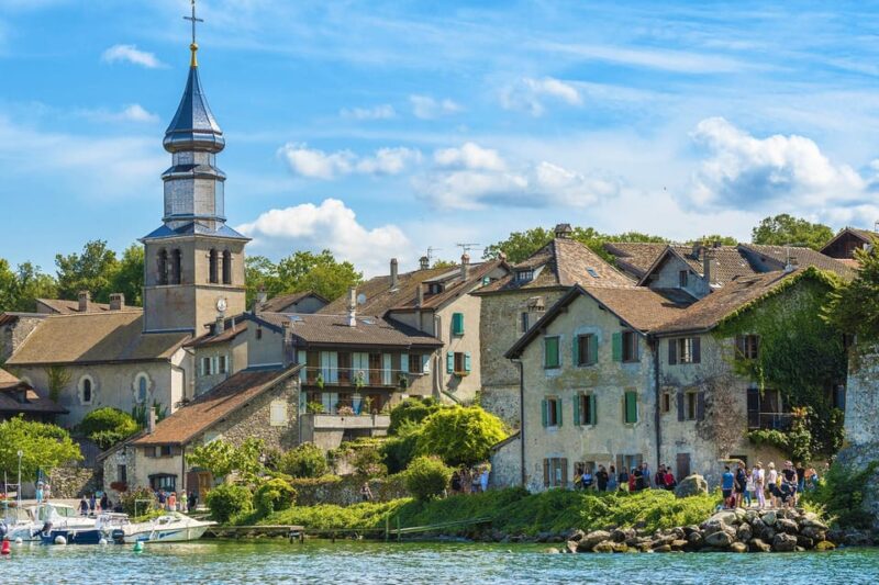 From Geneva: Half-Day Guided Excursion to Yvoire PRIVATE - Highlights and Experiences