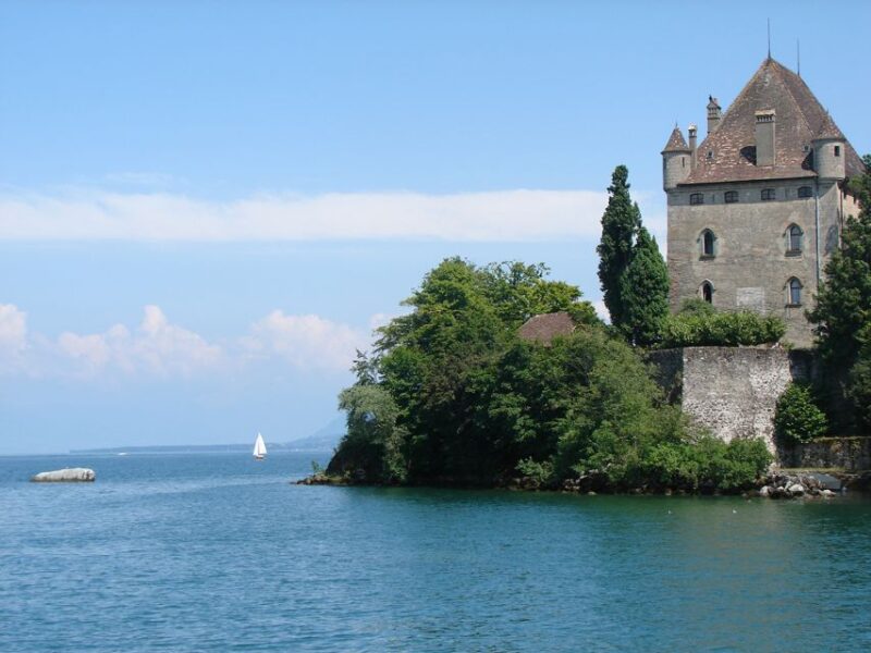 From Geneva: Yvoire Castle & Lake Geneva Cruise - Exploring Yvoire