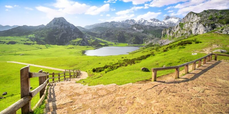 From Gijón: Covadonga, Cangas De Onís, and Lastres Day Trip - Itinerary Highlights
