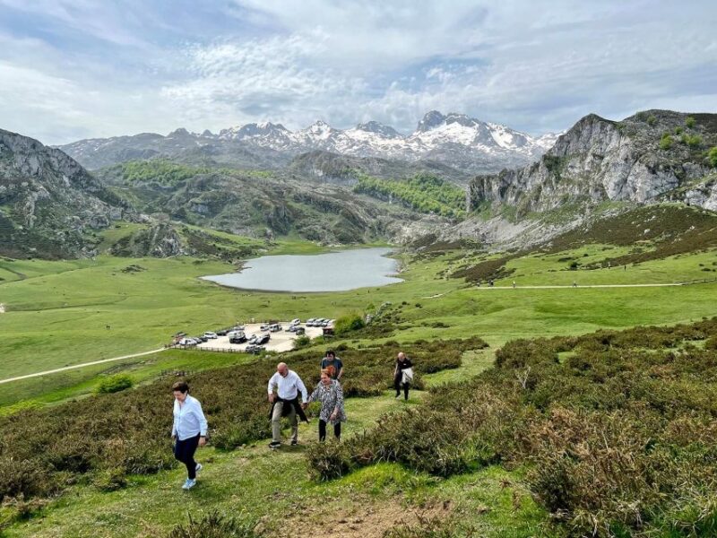 From Gijón or Oviedo: Covadonga Lakes & Sanctuary and Cangas - Exploring Covadonga Lakes