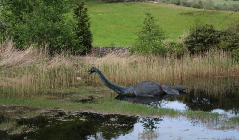 From Glasgow: Loch Ness and Urquhart Castle Private Day Tour - Explore Urquhart Castle