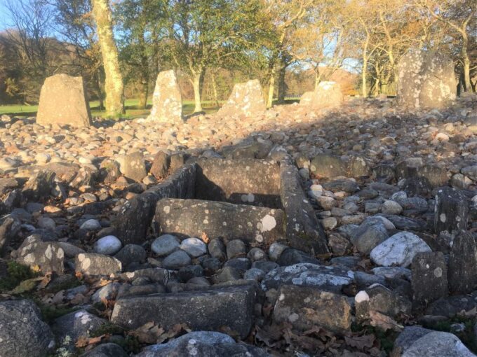From Glasgow: Standing Stones, Castles & Highlands Tour - Discovering Kilchurn Castle and Dunadd Fort