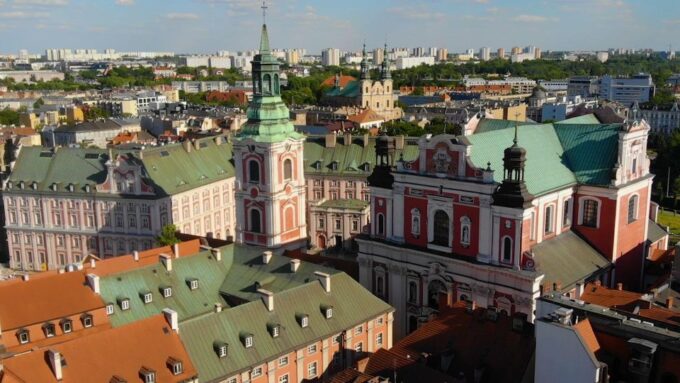 From Golden Age to Fall and Rebirth of Poland - Highlights and Inclusions
