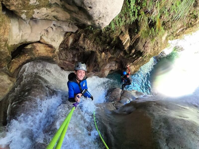 From Granada: Rio Verde Canyoning Tour With Lunch - Inclusions and Offerings