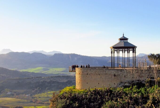 From Granada: Tour to Ronda and Setenil De Las Bodegas - Language Options: English and Spanish