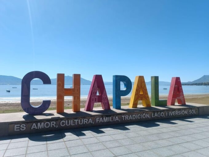 From Guadalajara to Chapala Lake: Funny and Cultural Tour - Booking and Availability
