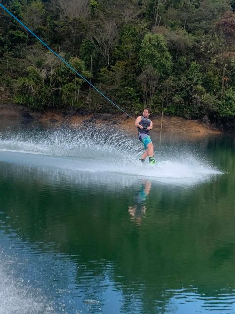 From Guatape: 1-Hour Wakeboarding - Inclusions
