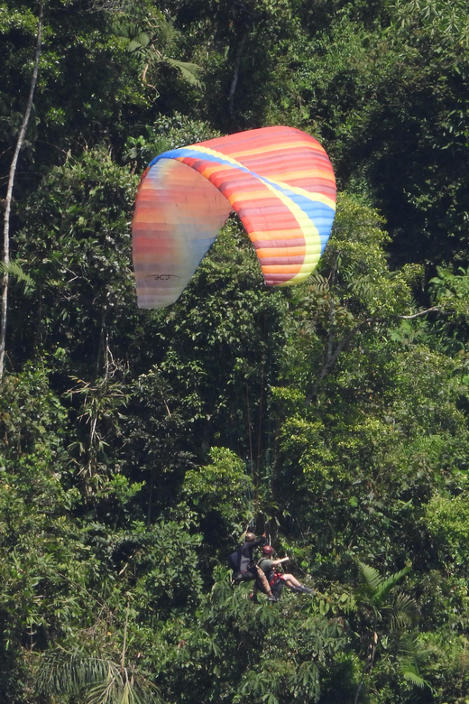 From Guatape: PARAGLIDING and Cristalline CANYONING - Customer Feedback