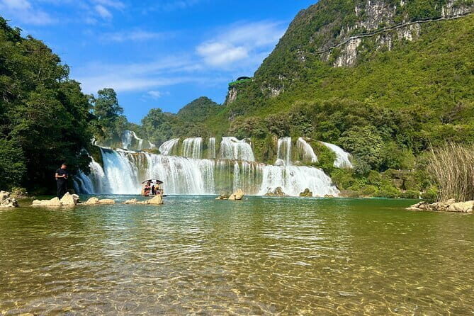 From Ha Giang - Cao Bang - Ban Gioc waterfall: 4days 3nights - Key Points