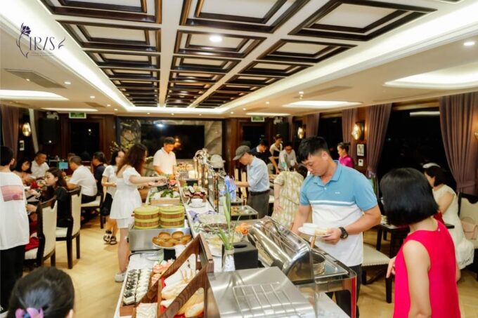 From Ha Long: Ha Long Dinner on Cruise - Scenic Halong Bay Views
