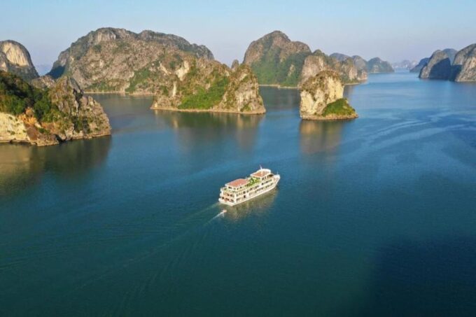 From Ha Noi: 2-Day Lan Ha & Ha Long Bay 5-Star Cruise - Accommodation and Amenities