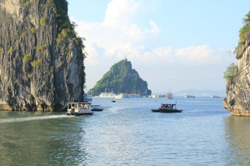 From Ha Noi: Explore Ha Long Bay & 6-Hour Cruise on Day Trip - Detailed Itinerary