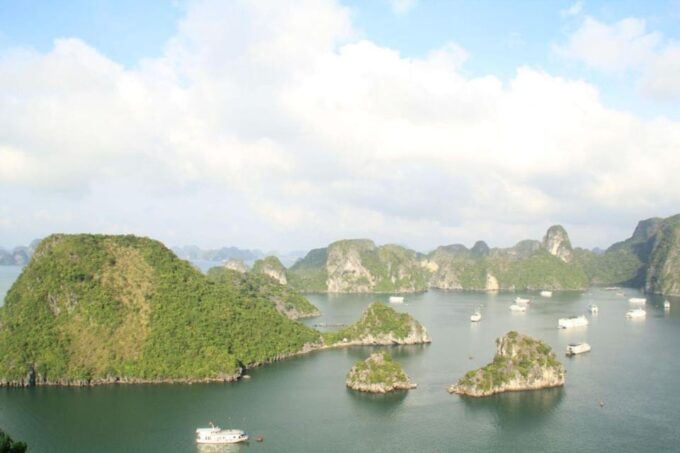 From Ha Noi: Explore Ha Long Bay & 6-Hour Cruise on Day Trip - Sunset Party on the Cruise