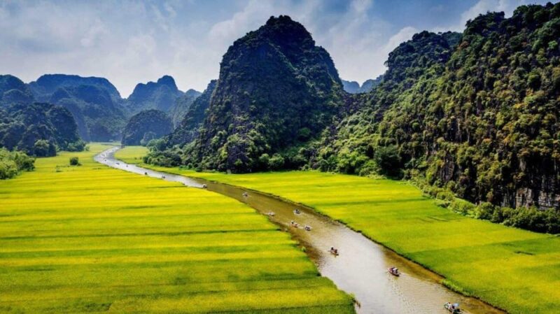 From Ha Noi: Explore Hoa Lu, Tam Coc and Mua Cave Full Day - Exclusions