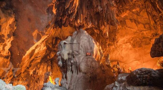 From Ha Noi: Perfume Pagoda – One Of The Holiest Pagoda - Mountain Ascent Options