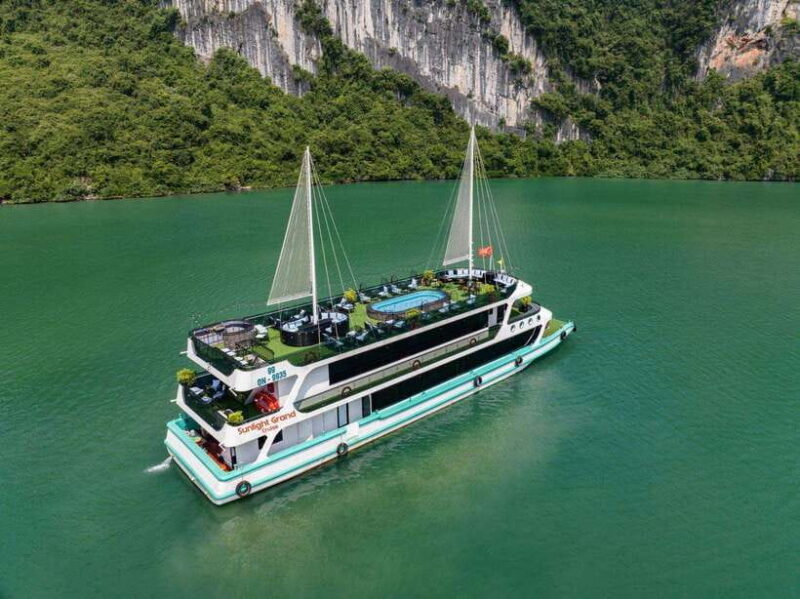 From Ha Noi: Private Tour Ha Long Bay 1 Day Cruise 5 Stars - Customer Feedback