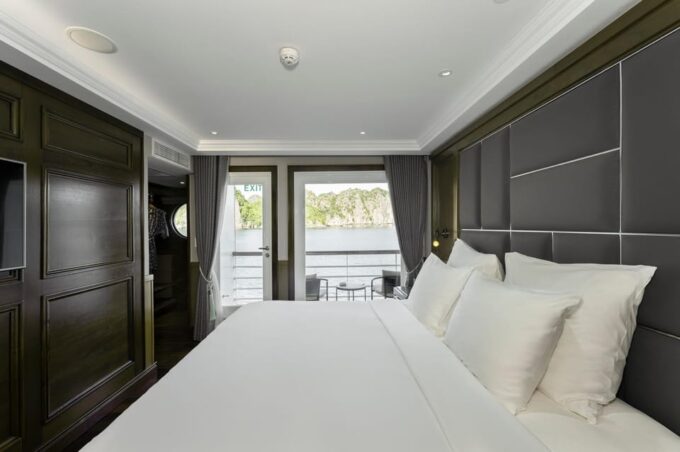 From Halong: Lanha Bay 3D2N on Ambassador Signature Cruise - Cruise Itinerary and Highlights