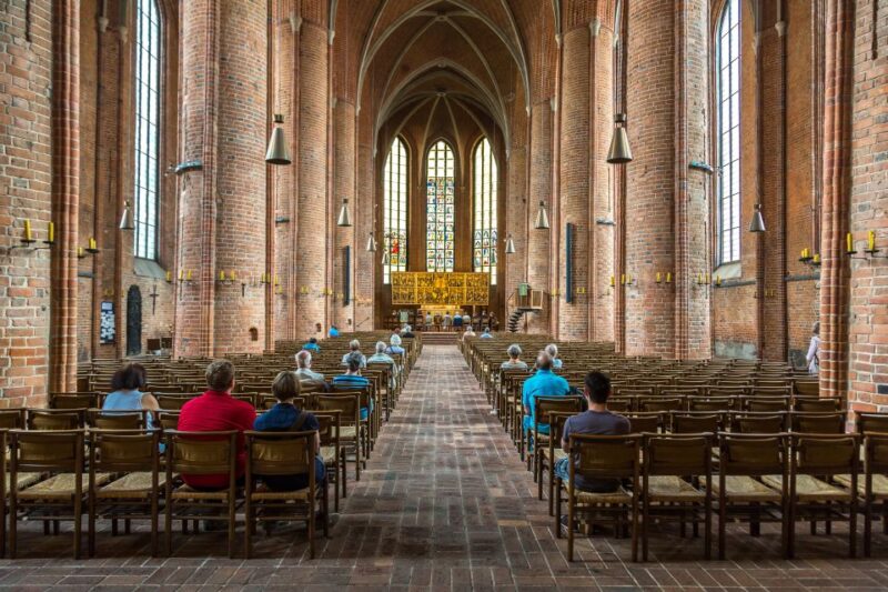 From Hamburg: Private Guided Day Trip to Hanover - Guided Experience