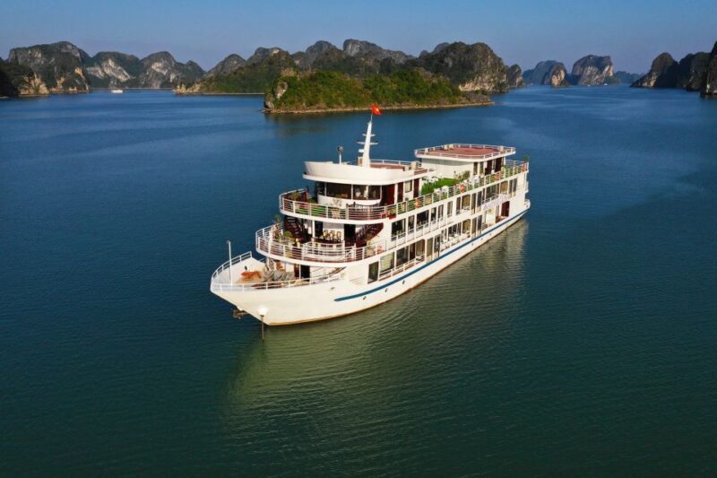 From Hanoi: 2-Day Halong Sapphire Cruise With Balcony Cabin - Discovering Dark & Bright Cave