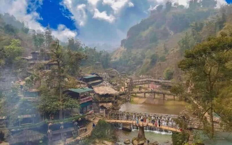 From Hanoi: 2-Day Sapa-Cat Cat-Ham Rong Mountain by Bus - Tour Overview