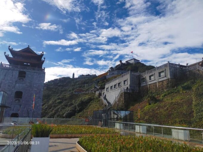 From Hanoi: 2-Day Sapa, Fansipan, and Muong Hoa Valley Tour - Important Considerations