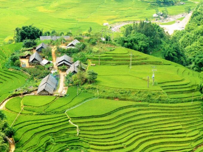 From Hanoi: 2-Day Sapa Trekking Trip With Homestay & Meals - Visiting Sapas Charming Town