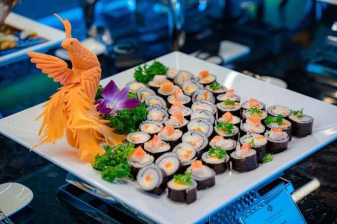 From Hanoi: 2-Day Tour Ninh Binh & Ha Long Bay Luxury Cruise - Ha Long Bay Cruise