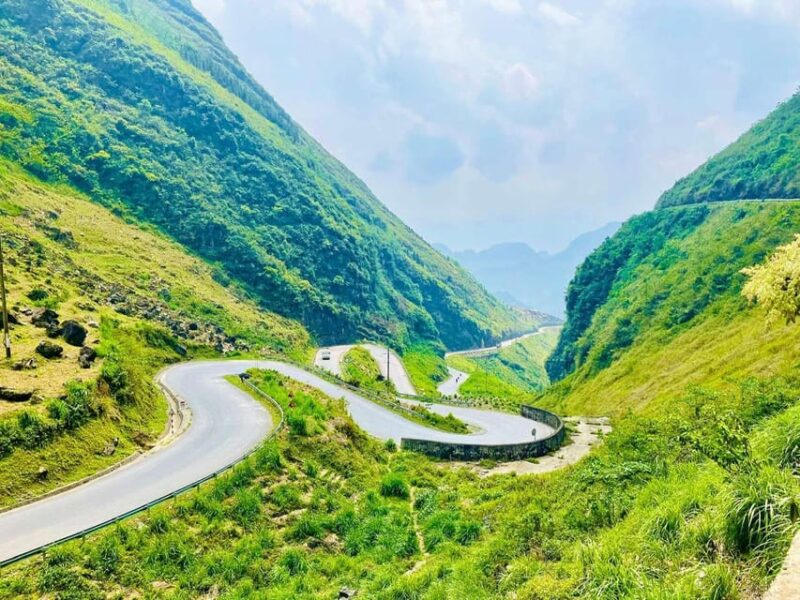 From Hanoi: 2 Days 1 Night Ha Giang Loop Motorbike Tour - Day 1: Thai An, Ma Pi Leng Pass, and Dong Van