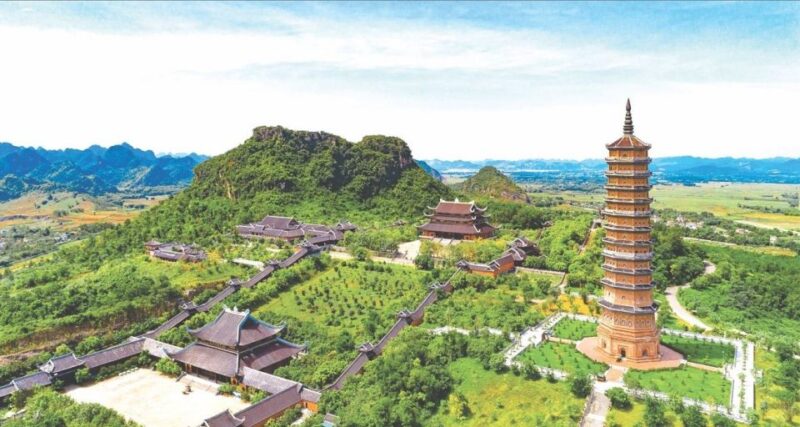 From Hanoi: 3-Day Trip to Ninh Binh With Ha Long Bay Cruise - Bamboo Boat Ride and Bike Tour