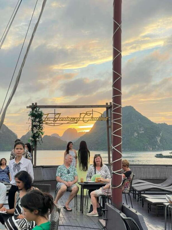 From Hanoi: 3D2N Ha Long & Lan Ha Bay by Le Journey Cruise - Special Requests and Upgrades