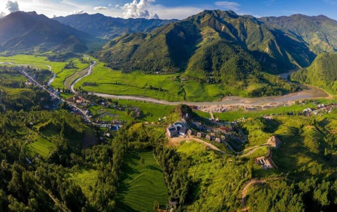 From Hanoi: 4-Day Ha Giang Loop Motorbike Tour With Bus - Group Size and Language
