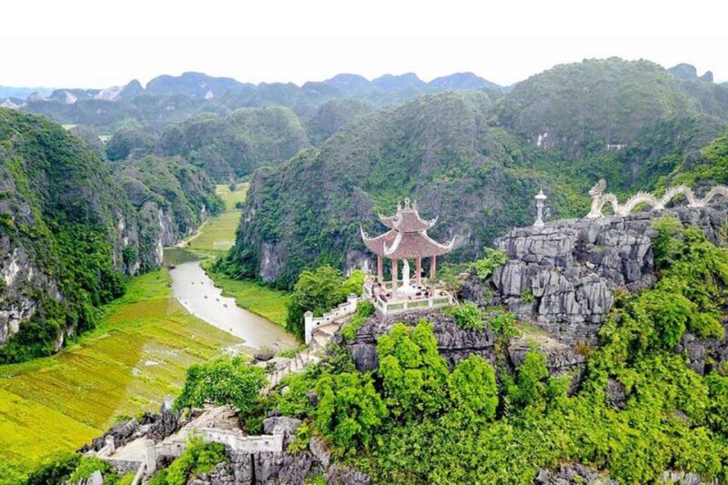 From Hanoi: 5-Day Sapa, Ninh Binh, Ha Long Bay Cruise 4stars - Transfer to Sapa From Hanoi