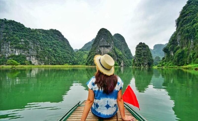 From Hanoi: Bai Dinh Pagoda, Trang An, and Mua Cave Day Tour - Included Services