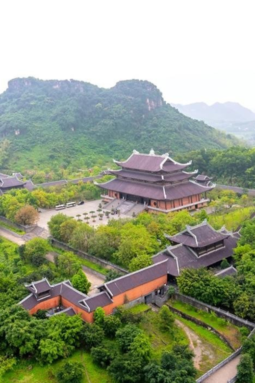 From Hanoi: Bai Dinh, Trang An and Mua Cave Full-Day Tour - Cultural and Natural Highlights